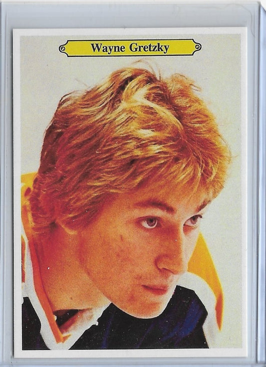 1981  O Pee Chee Card #7 WAYNE GRETZKY EDMONTON OILERS Center RP CARD **